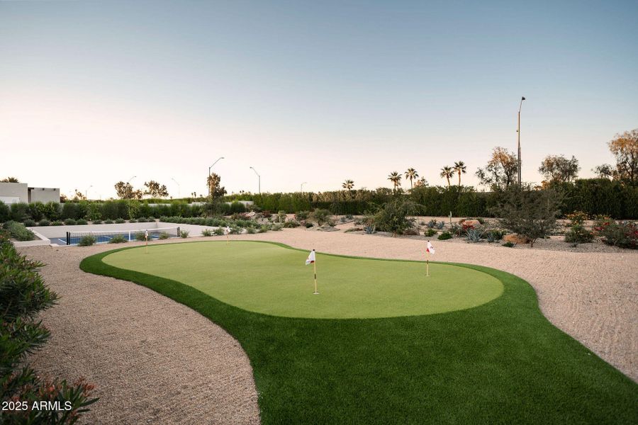 7034 E Paradise Dr 7034 E Paradise Dr