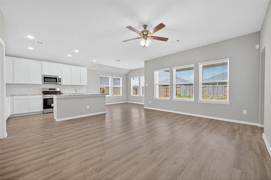 Spacious, unfurnished interior of a new home in Cypress Green, Hockley (Image 30). Spacious, unfurnished interior of a new home in Cypress Green, Hockley (Image 30).