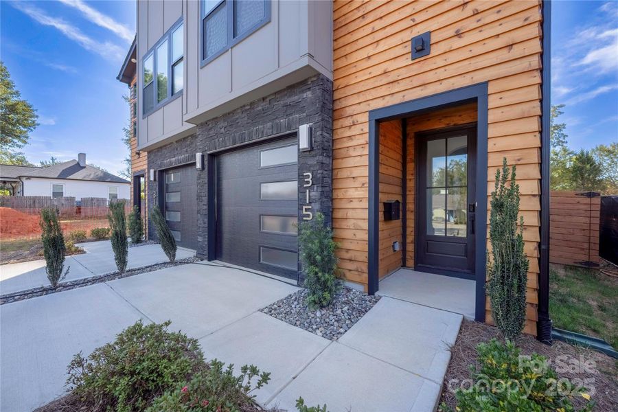 Exterior details and patio area of a home in , Charlotte (Image 23).