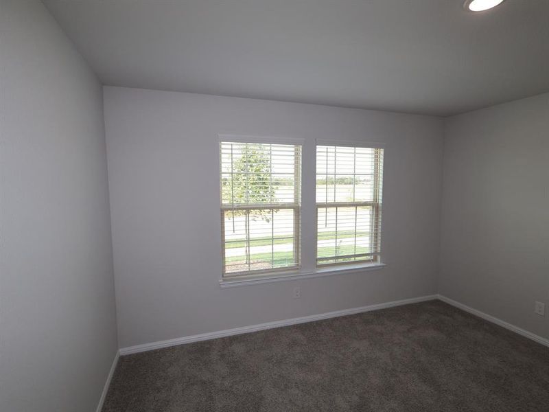 Spacious, unfurnished interior of a new home in Meadow Park, Denton (Image 8).