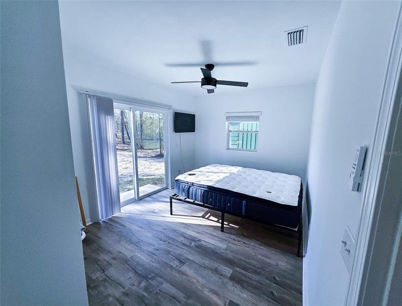 Furnished interior view inside a new home in , Dunnellon (Image 5).