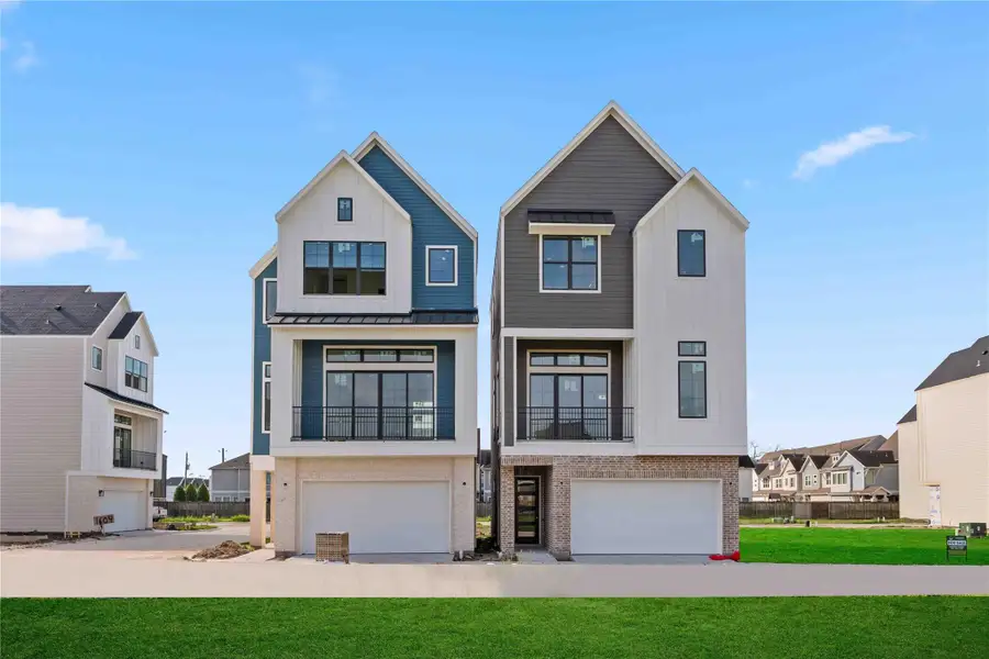 Front Elevation Similar Homes in Community Front Elevation Similar Homes in Community