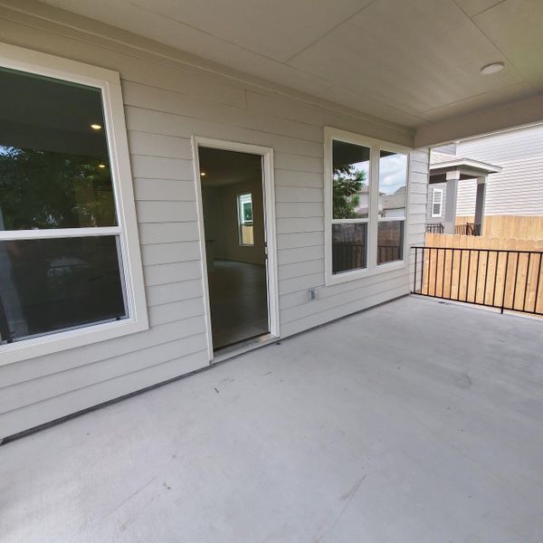 Image 17 of a home in Sonterra - Cool Water. Image 17 of a home in Sonterra - Cool Water.