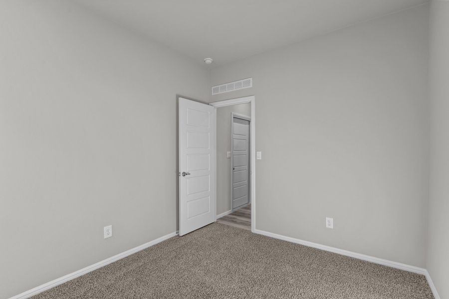 Representative unfurnished interior of a home built from the Starkville by D.R. Horton in Yukon Ridge, Odessa (Image 23). Representative unfurnished interior of a home built from the Starkville by D.R. Horton in Yukon Ridge, Odessa (Image 23).