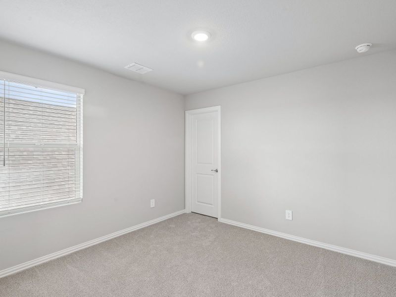 Spacious, unfurnished interior of a new home in Parks at Foster Crossing - Signature Series, Anna (Image 25). Spacious, unfurnished interior of a new home in Parks at Foster Crossing - Signature Series, Anna (Image 25).