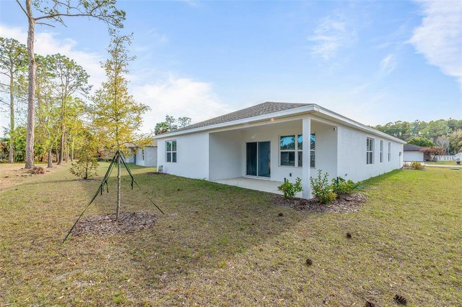 Exterior details and patio area of a home in , Palm Coast (Image 25).