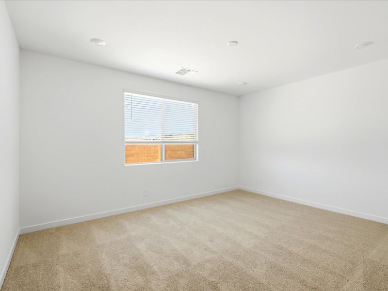 Spacious, unfurnished interior of a new home in Naranja Trails, Oro Valley (Image 12). Spacious, unfurnished interior of a new home in Naranja Trails, Oro Valley (Image 12).