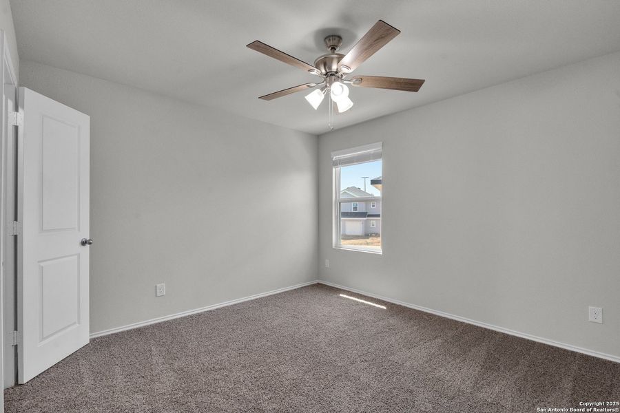 Spacious, unfurnished interior of a new home in , San Antonio (Image 13).