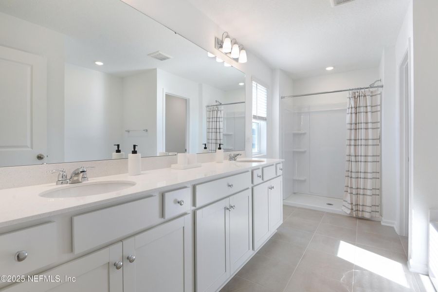 Furnished interior view inside a new home in Wilford Oaks, Orange Park (Image 9). Furnished interior view inside a new home in Wilford Oaks, Orange Park (Image 9).