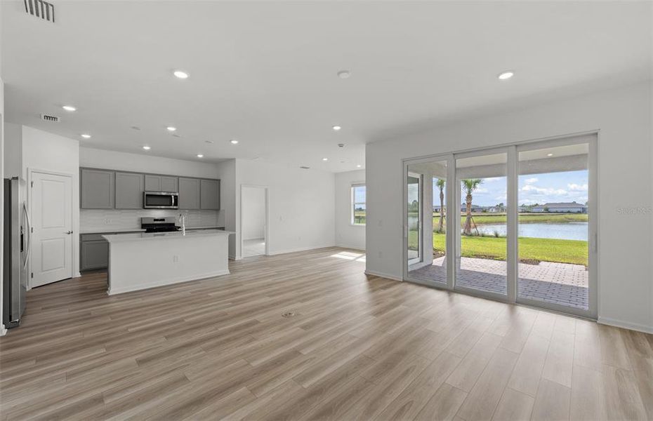 Spacious, unfurnished interior of a new home in Reagan Landing, Bradenton (Image 23). Spacious, unfurnished interior of a new home in Reagan Landing, Bradenton (Image 23).