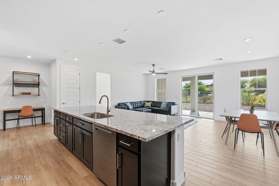 ListerPros_021 (2) ListerPros_021 (2)