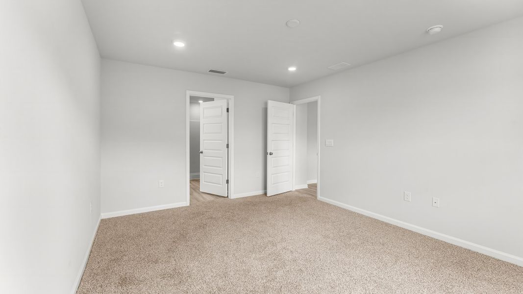 Spacious, unfurnished interior of a new home in Destini Lane, Panama City (Image 28).