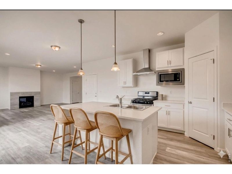 Furnished interior view inside a new home in Country Club Reserve, Fort Collins (Image 7).