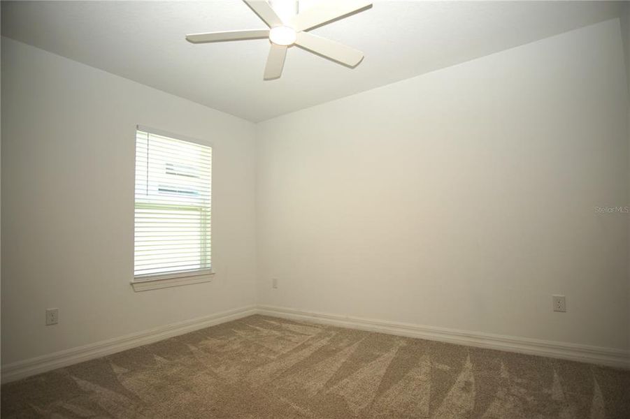 Spacious, unfurnished interior of a new home in Summers Cay, Thonotosassa (Image 17).