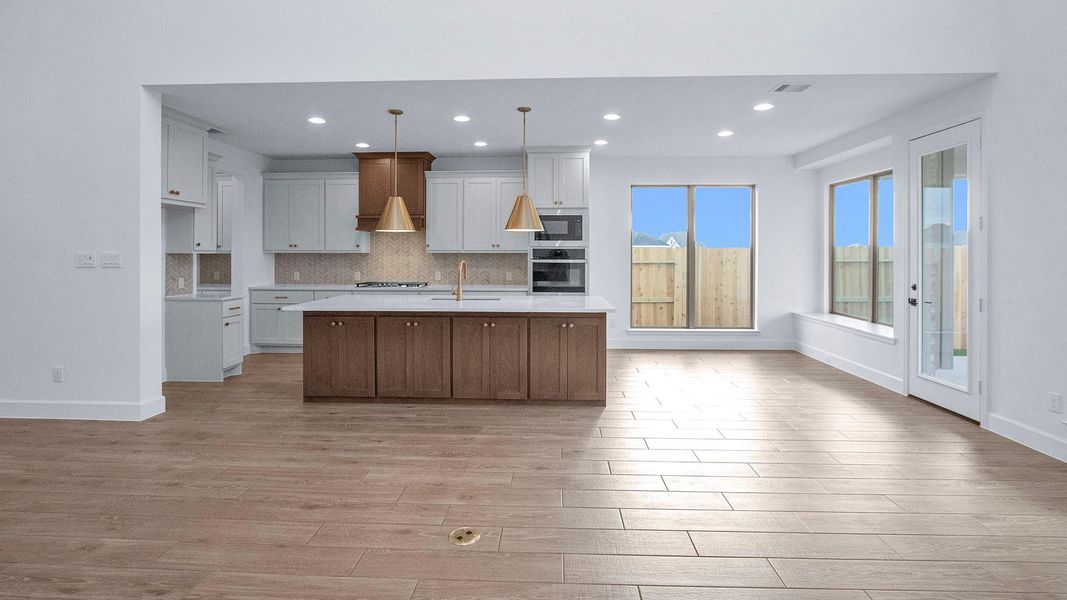 Spacious, unfurnished interior of a new home in Briarley 60', Montgomery (Image 11).