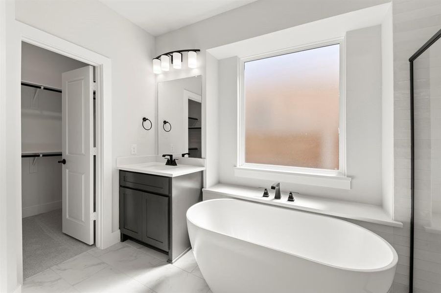 19. 1704 Possum - Bath (3)