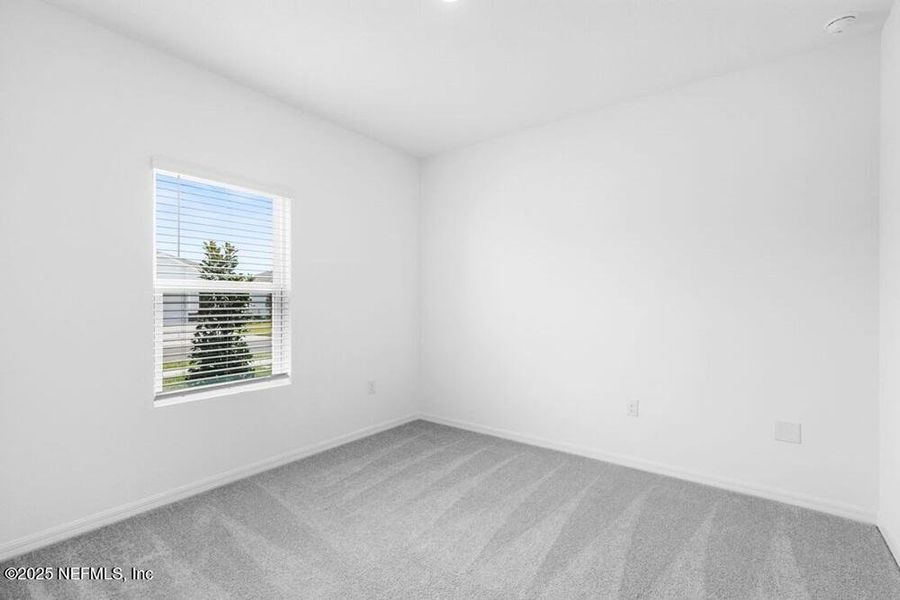 Spacious, unfurnished interior of a new home in Coopers Meadow, Jacksonville (Image 12).