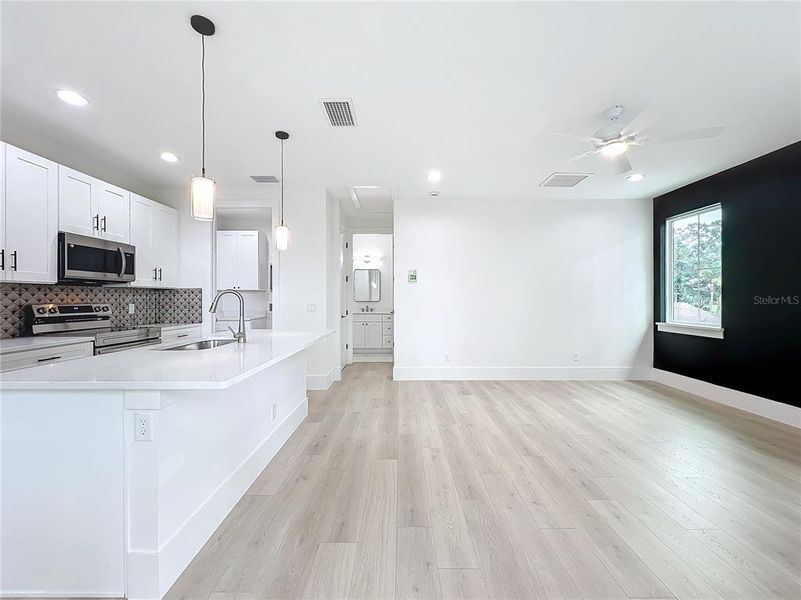 Image 48 of a home in .