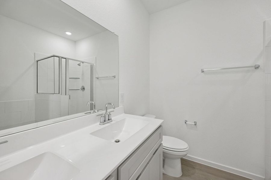 Furnished interior view inside a new home in Crosby Farms, Crosby (Image 15).