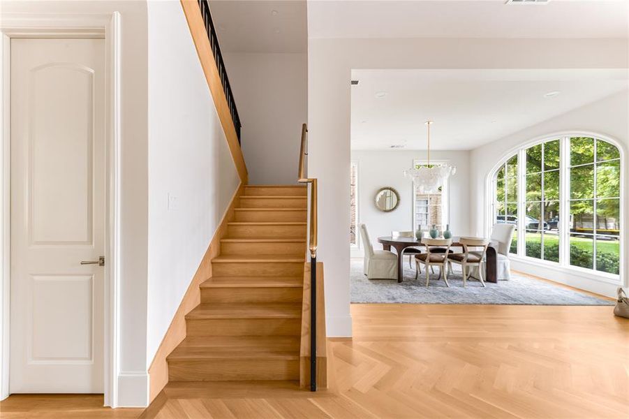 Image 36 of a home in .