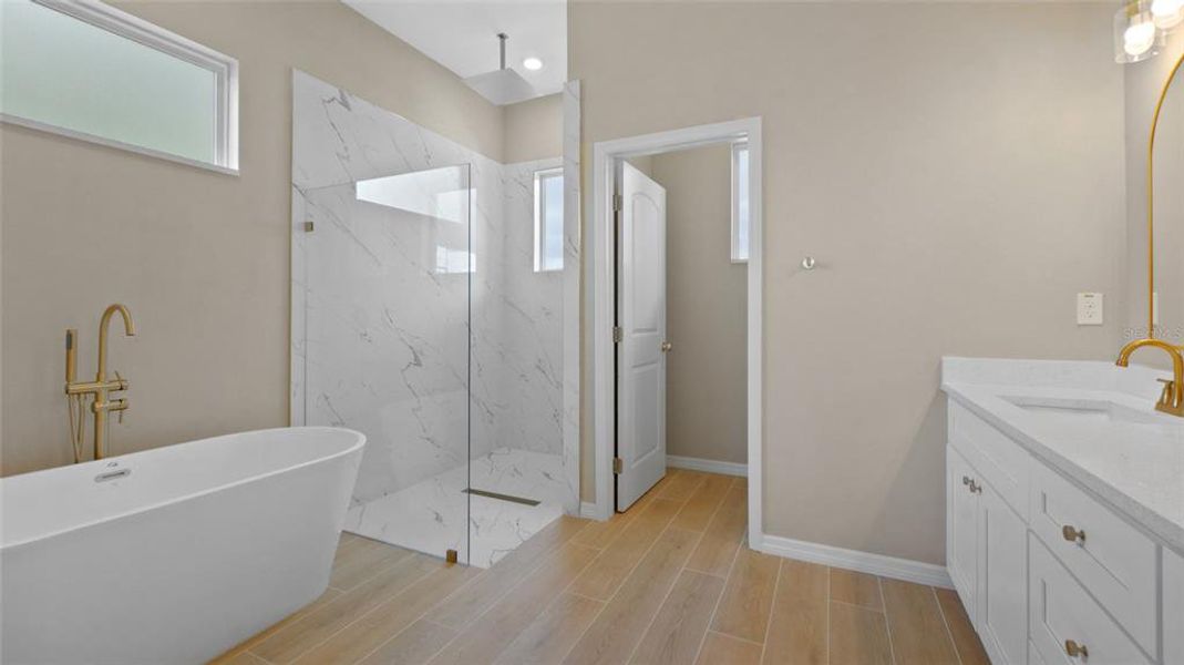 Furnished interior view inside a new home in , Port Charlotte (Image 4).