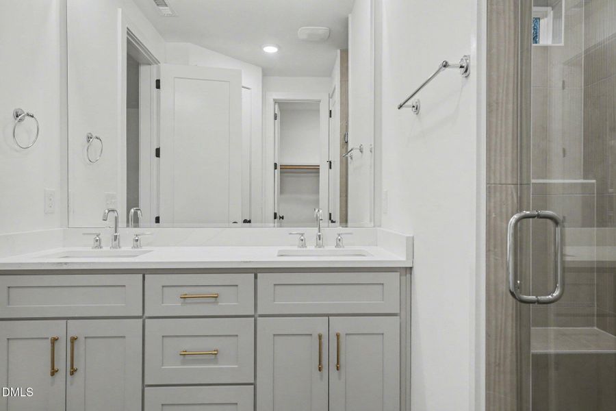 035_file_9352 035_file_9352