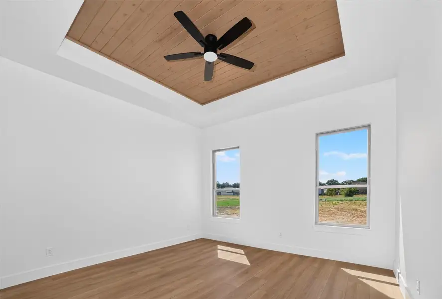 Spacious, unfurnished interior of a new home in , Lone Oak (Image 25). Spacious, unfurnished interior of a new home in , Lone Oak (Image 25).