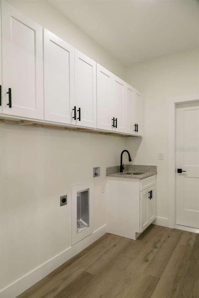 Furnished interior view inside a new home in , North Port (Image 12).