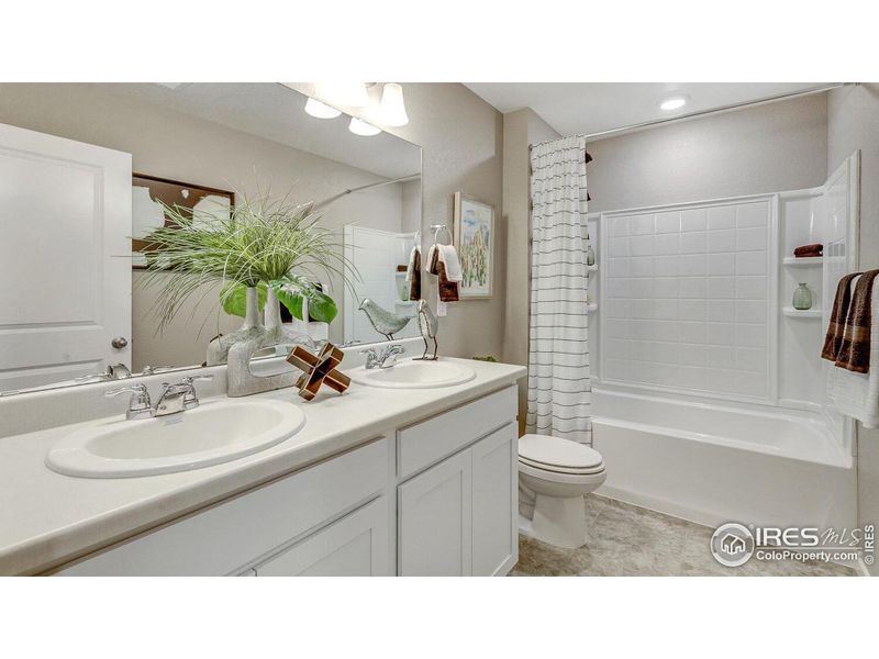 Furnished interior view inside a new home in Tailholt, Severance (Image 11).
