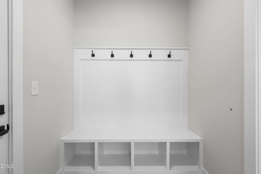 Dropzone - Bench - DSC04773