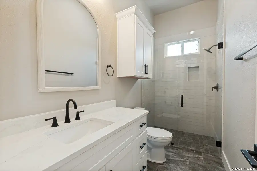 Furnished interior view inside a new home in , Canyon Lake (Image 7).
