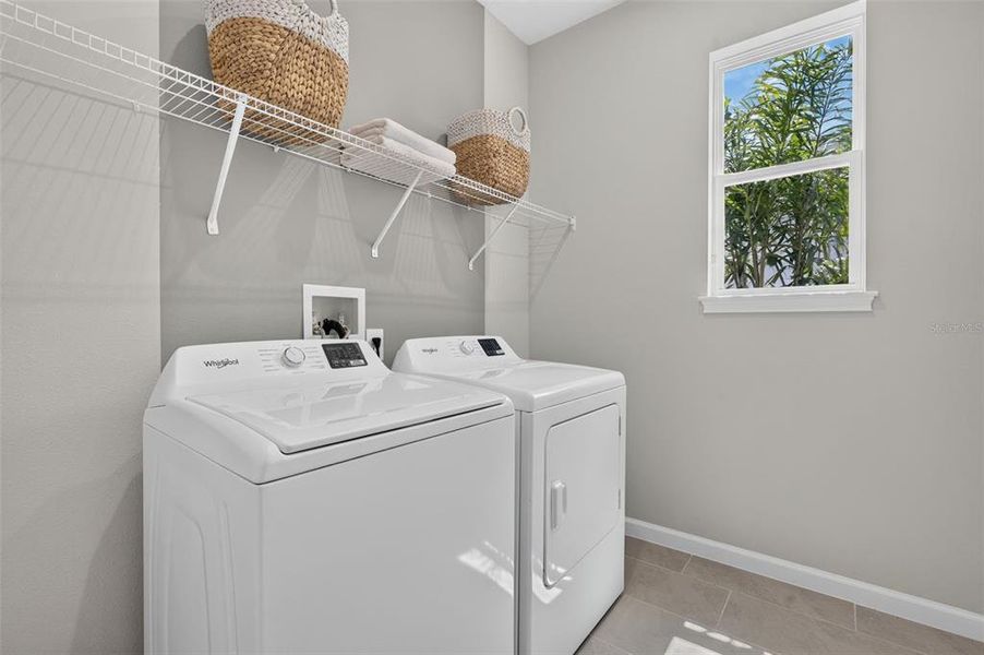 Close-up of interior finishes inside a home in Pasadena Ridge Master, Dade City (Image 19).