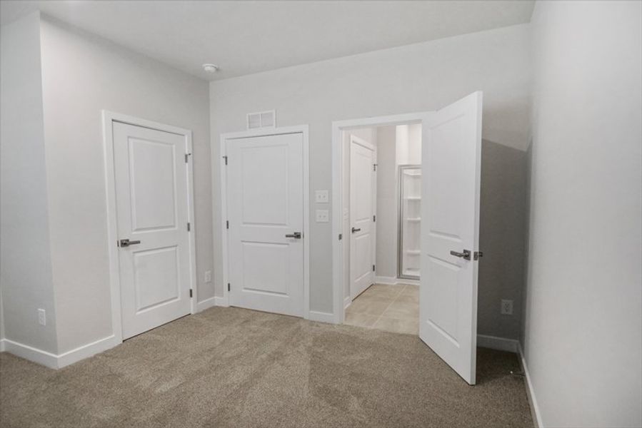 Spacious, unfurnished interior of a new home in Linden Park, Duncan (Image 23). Spacious, unfurnished interior of a new home in Linden Park, Duncan (Image 23).
