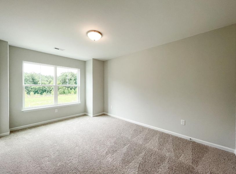 Spacious, unfurnished interior of a new home in Riverbrooke Townhomes, Simpsonville (Image 16).