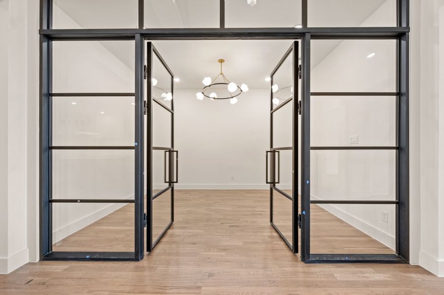 Spacious, unfurnished interior of a new home in Montclair, Prosper (Image 18).