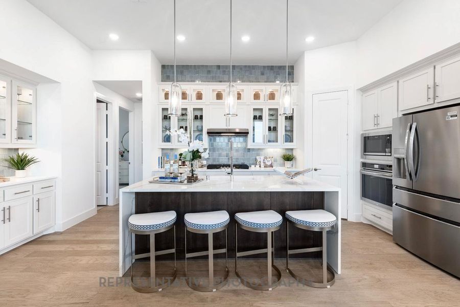 Furnished interior view inside a new home in Riceland: 50ft. lots, Mont Belvieu (Image 37).