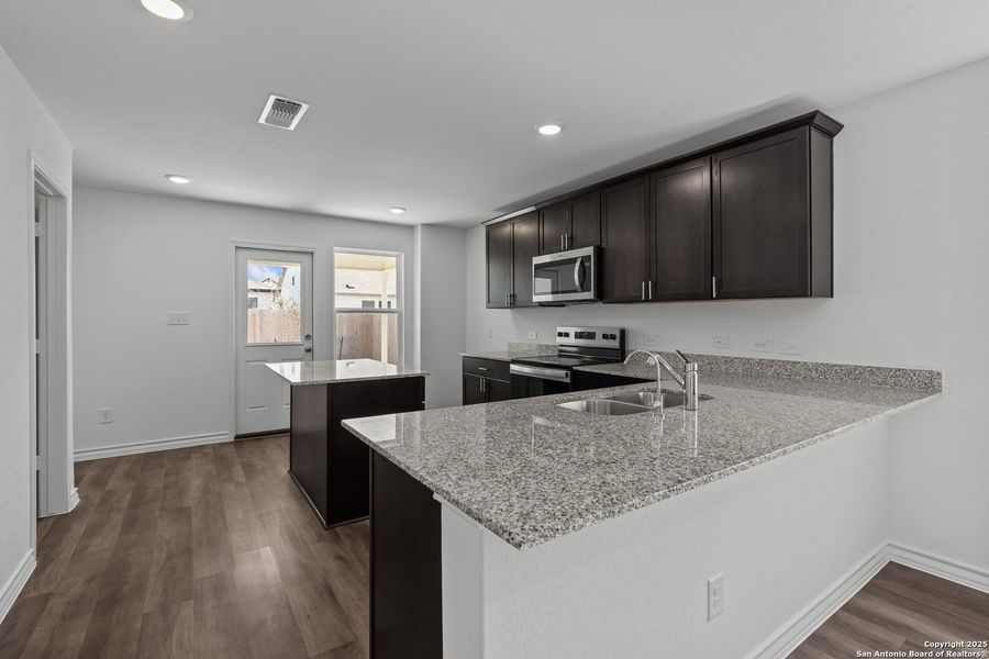 Furnished interior view inside a new home in The Overlook at Creekside, New Braunfels (Image 10).