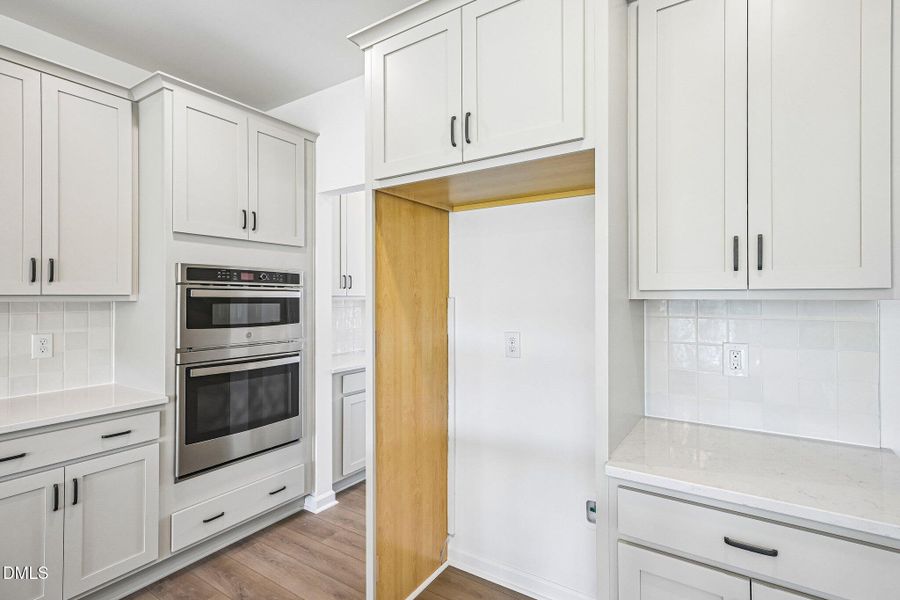 18-web-or-mls-Contempo Ct-S2905-018 18-web-or-mls-Contempo Ct-S2905-018