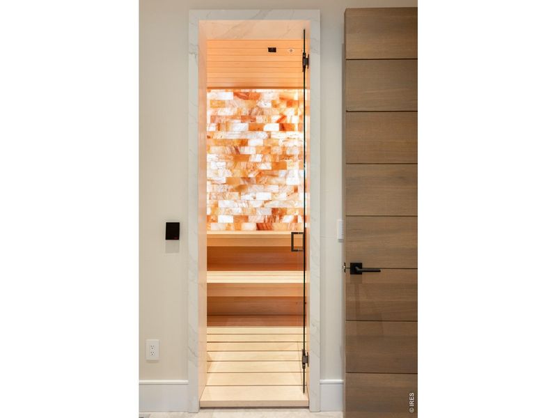 Image 43 of a home in .