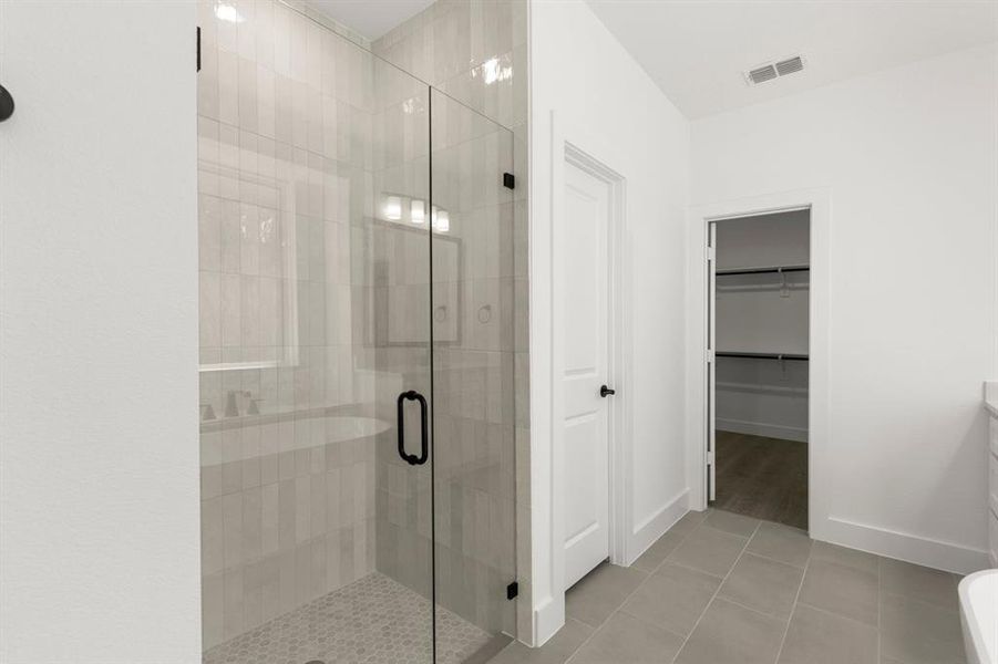 Furnished interior view inside a new home in Valencia on The Lake, Little Elm (Image 16).