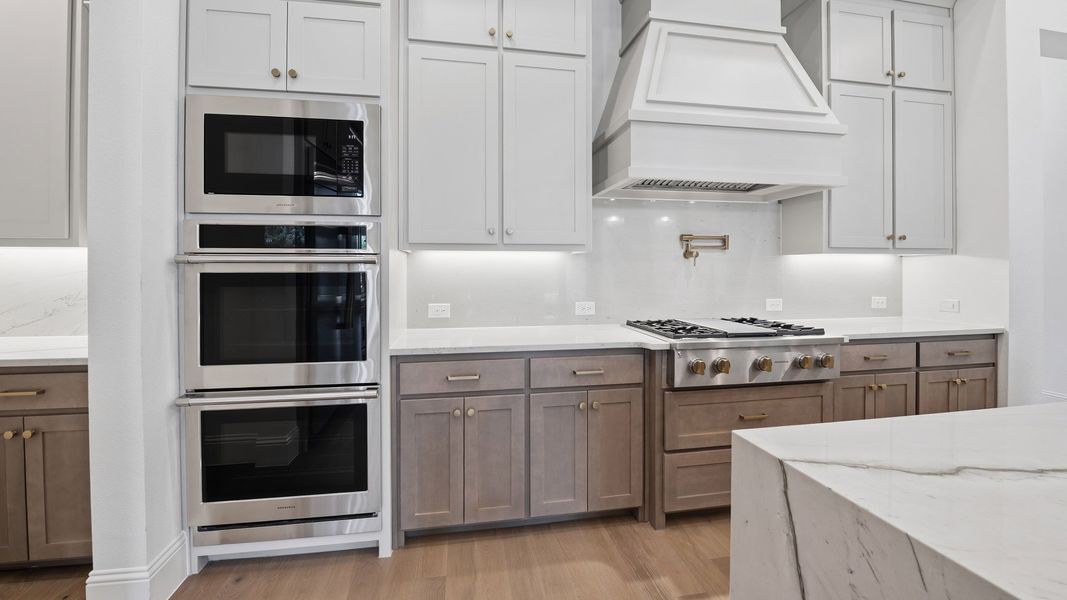 Furnished interior view inside a new home in Adkins Park, Hurst (Image 12).