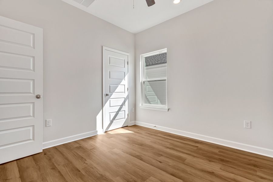 Spacious, unfurnished interior of a new home in , Crestview (Image 27).