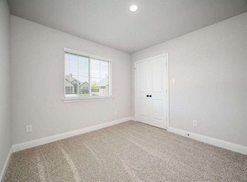 Spacious, unfurnished interior of a new home in , Sanger (Image 8).