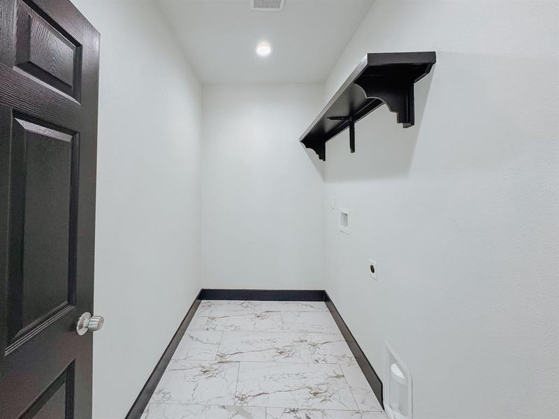 Image 28 of a home in . Image 28 of a home in .