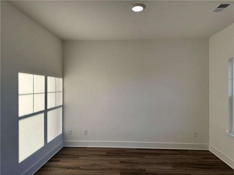 Spacious, unfurnished interior of a new home in Thunder Ridge, Dawsonville (Image 16). Spacious, unfurnished interior of a new home in Thunder Ridge, Dawsonville (Image 16).