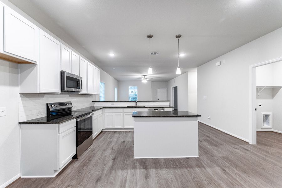 Furnished interior view inside a new home in Sanctuary, Salado (Image 6).