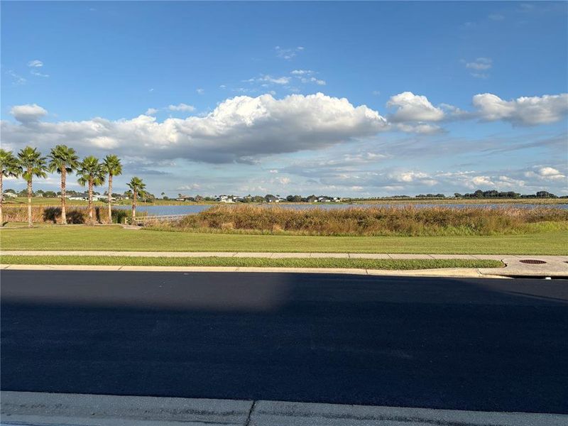 Exterior details and patio area of a home in , Auburndale (Image 21).