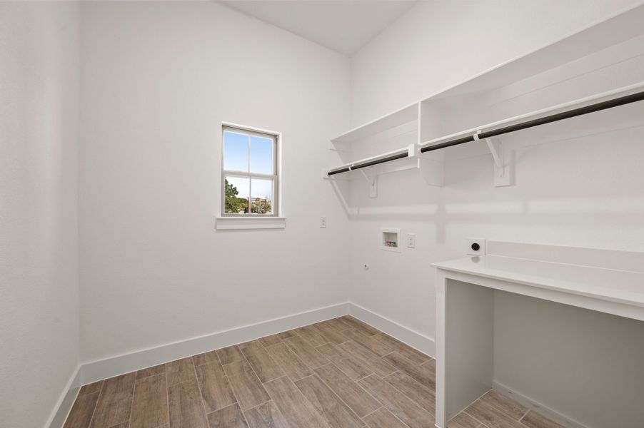 Spacious, unfurnished interior of a new home in Saddleback Estates, Boyd (Image 27).