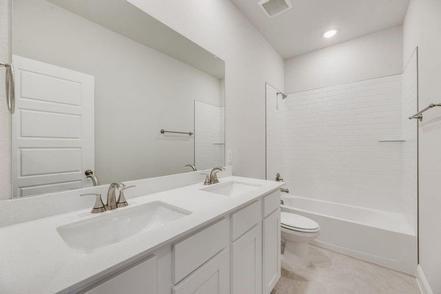 Furnished interior view inside a new home in Bayside, Rowlett (Image 6).