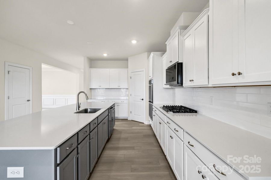 Furnished interior view inside a new home in Roselyn: Primrose, Lancaster (Image 6).